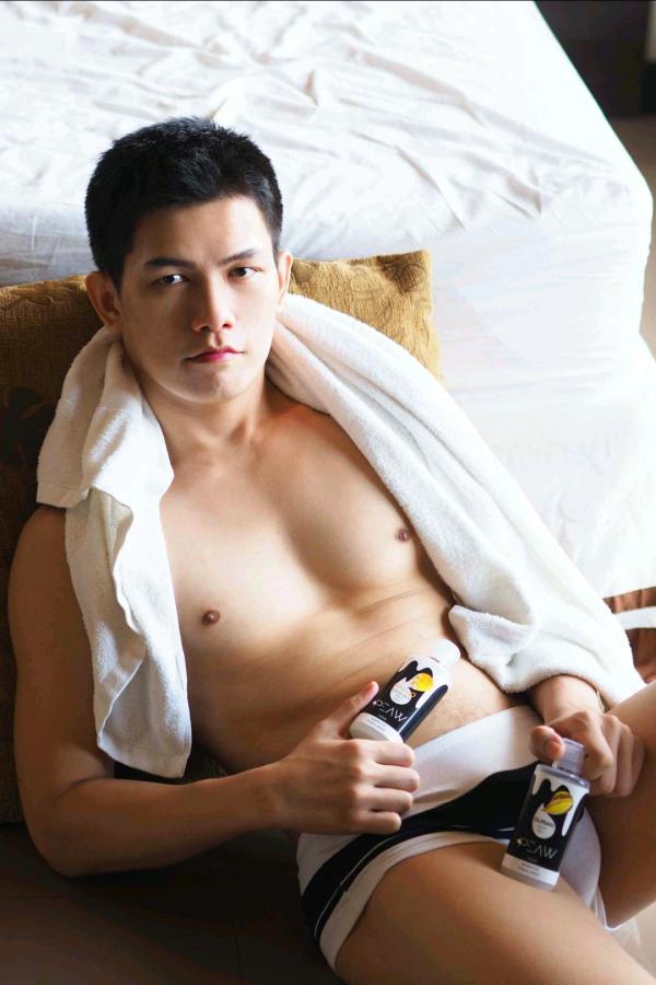 Peaw-1-泰國模型為您的樂趣